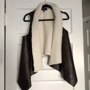 Faux sheep skin brown vest - SIZE L